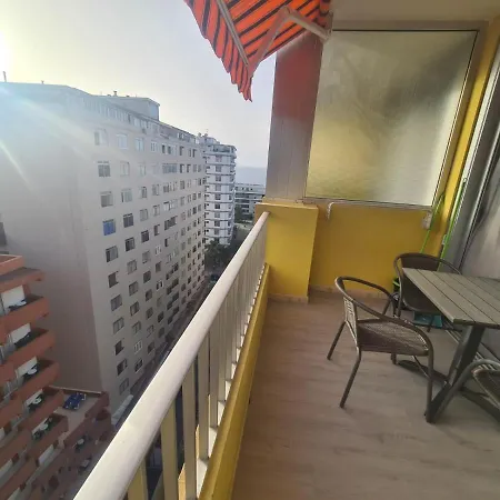 아파트 Palmeras Playa Attico *